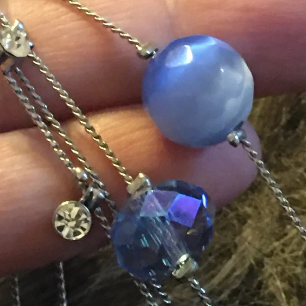 Blue tone glass beaded silver tone chain necklace